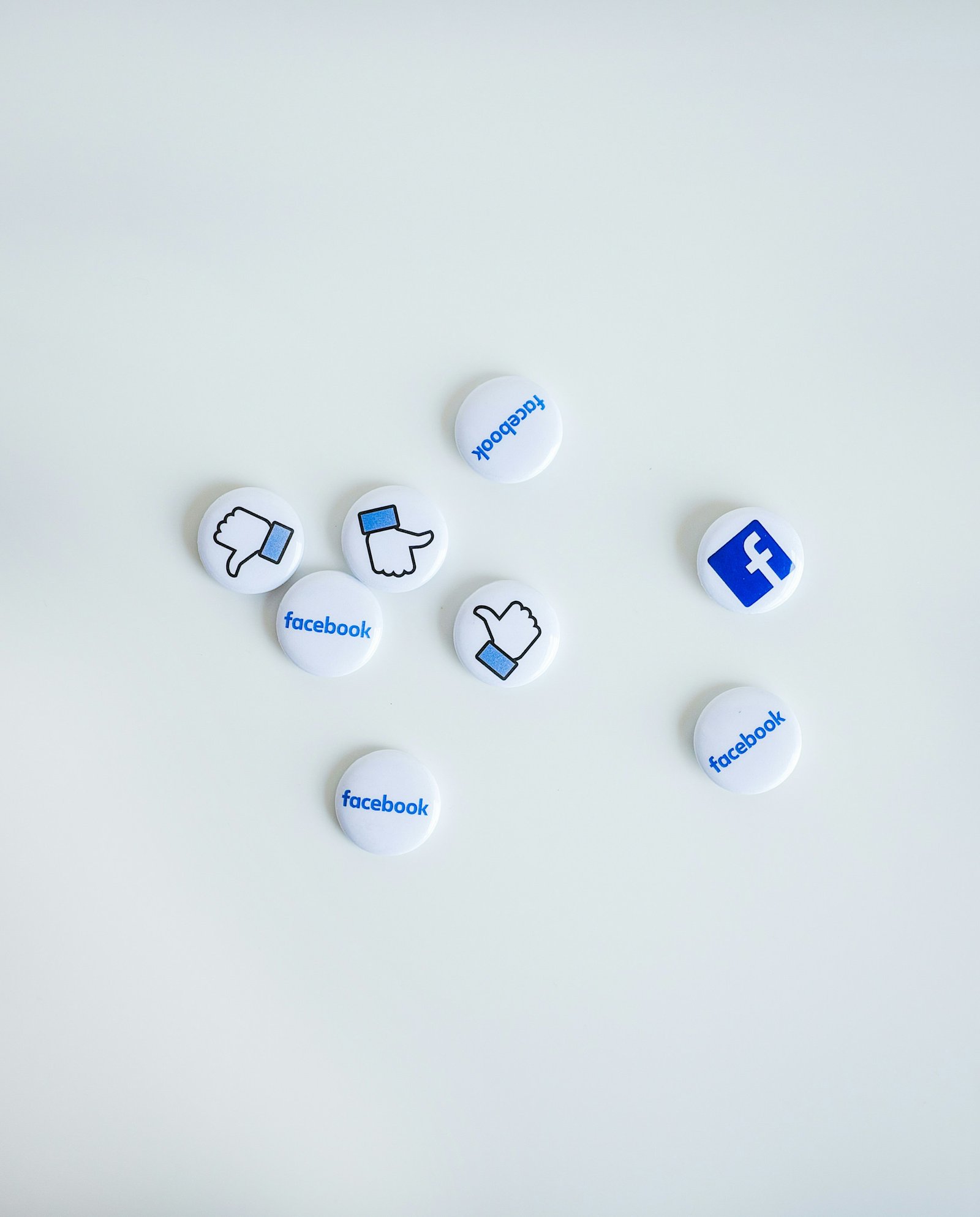 Social media engagement buttons
